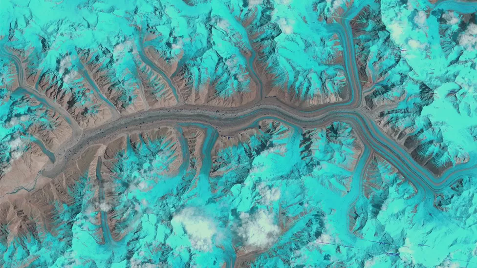 Climate change: Satellite maps warming impact on global glaciers