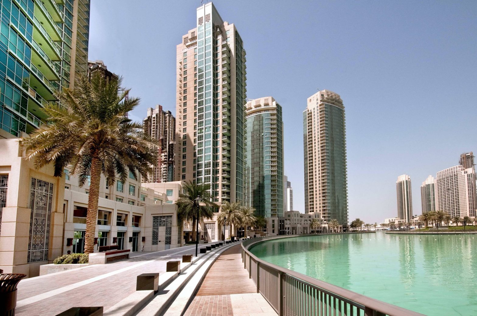Dubai’s Luxury Real Estate Market: A Seahorse-shaped Island and a $34 million Sand Pile