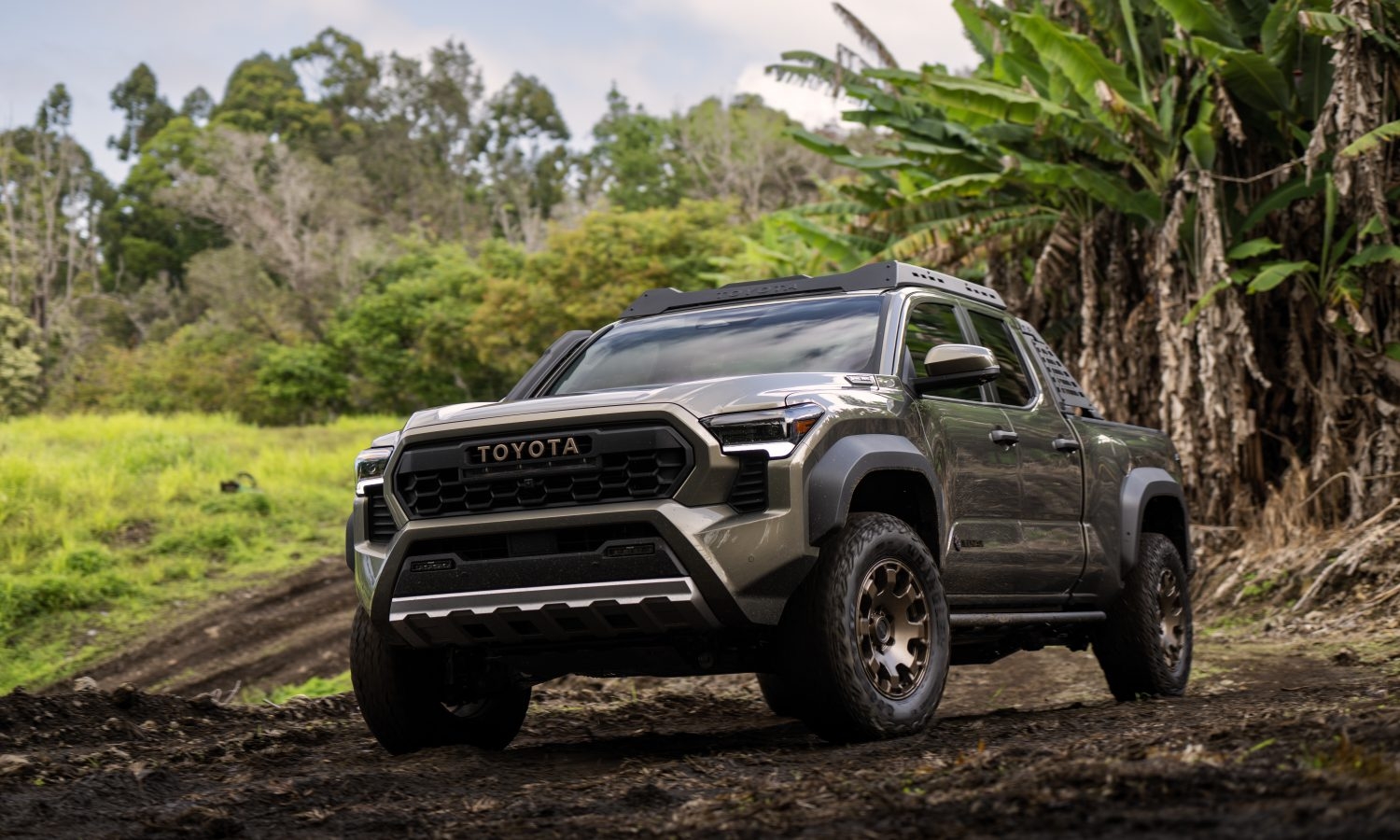 The New Toyota Tacoma Unveiled: Luxury Meets Off-Road Ruggedness