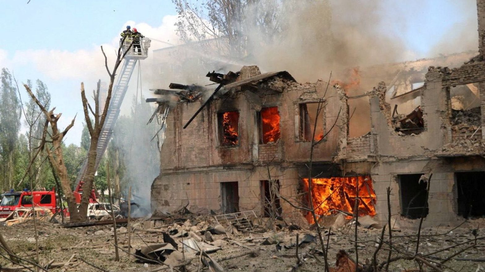A Grim Echo of War: Russia’s Deadly Strike on Dnipro Medical Facility Sparks Outrage